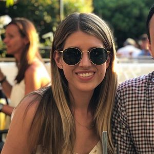 Meet your Posher, Sara